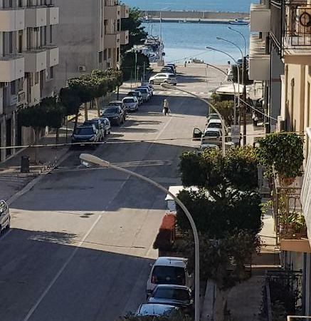 B&B Al Porticciolo Марсала Экстерьер фото