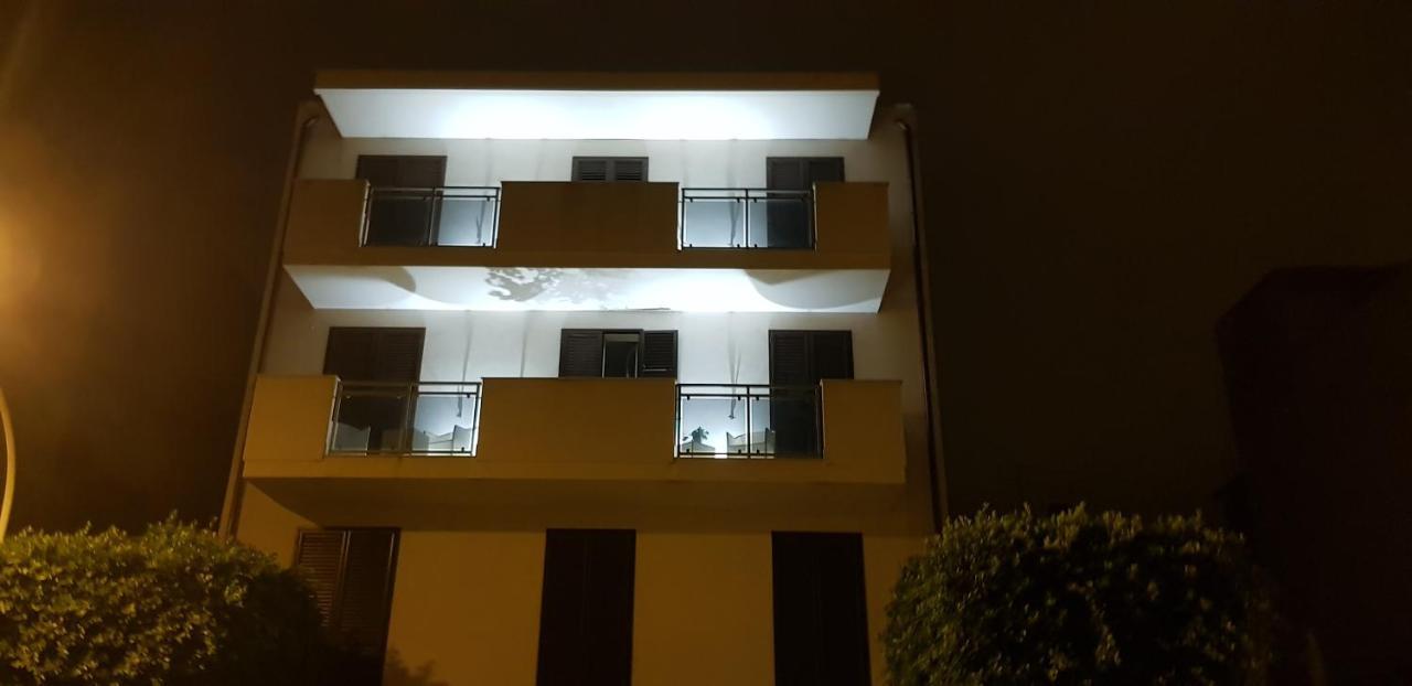 B&B Al Porticciolo Марсала Экстерьер фото